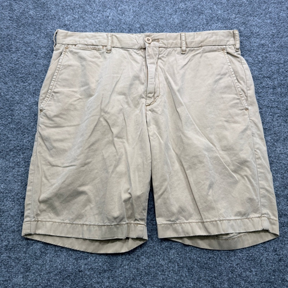 Uniqlo Chino Shorts Mens Medium Khaki 9in Inseam Cotton Casual Dress